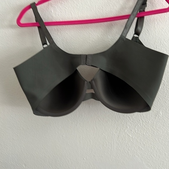 Warners Simply Perfect Gray T Shirt Bra Underwire Adjustable Straps Size 40D - Picture 5 of 8